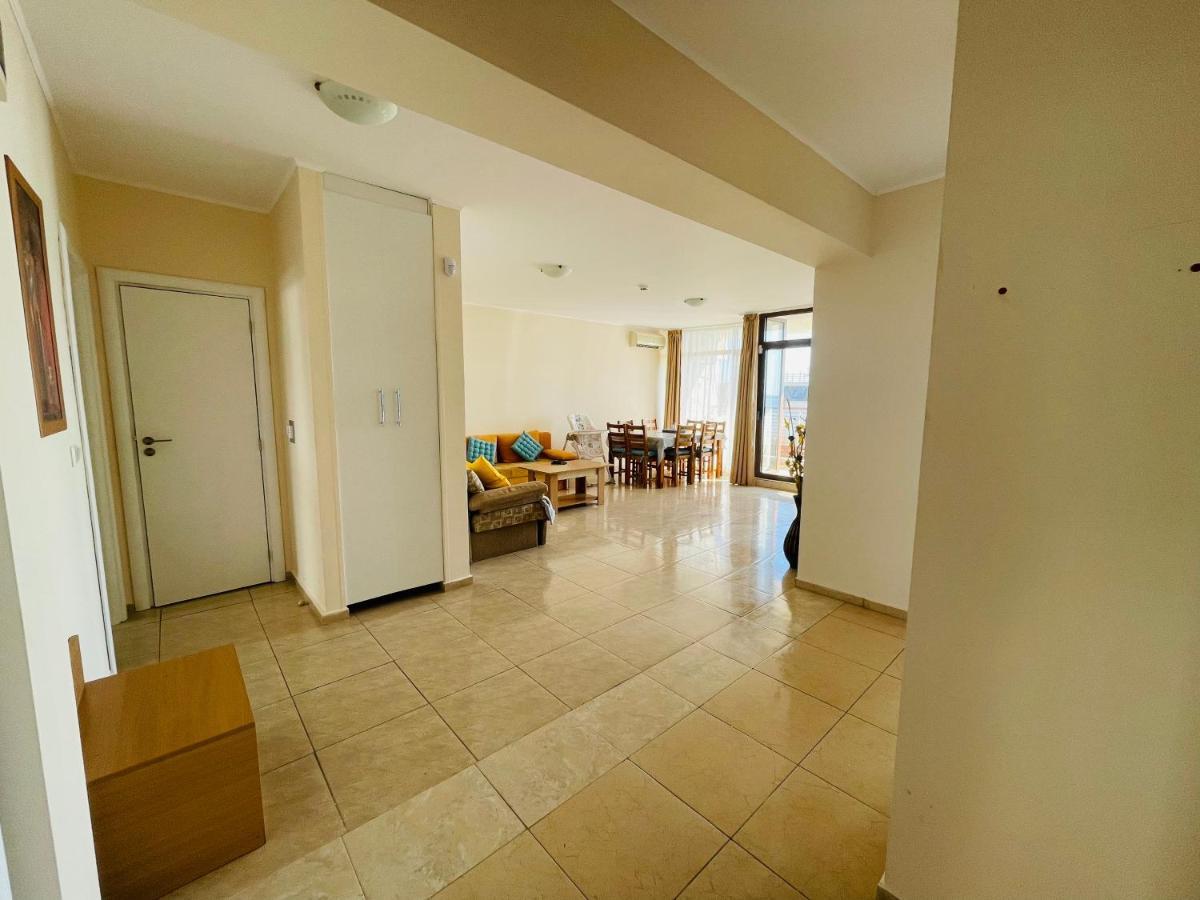 Dolce Vita Sea View Apartment Sveti Vlas Eksteriør billede