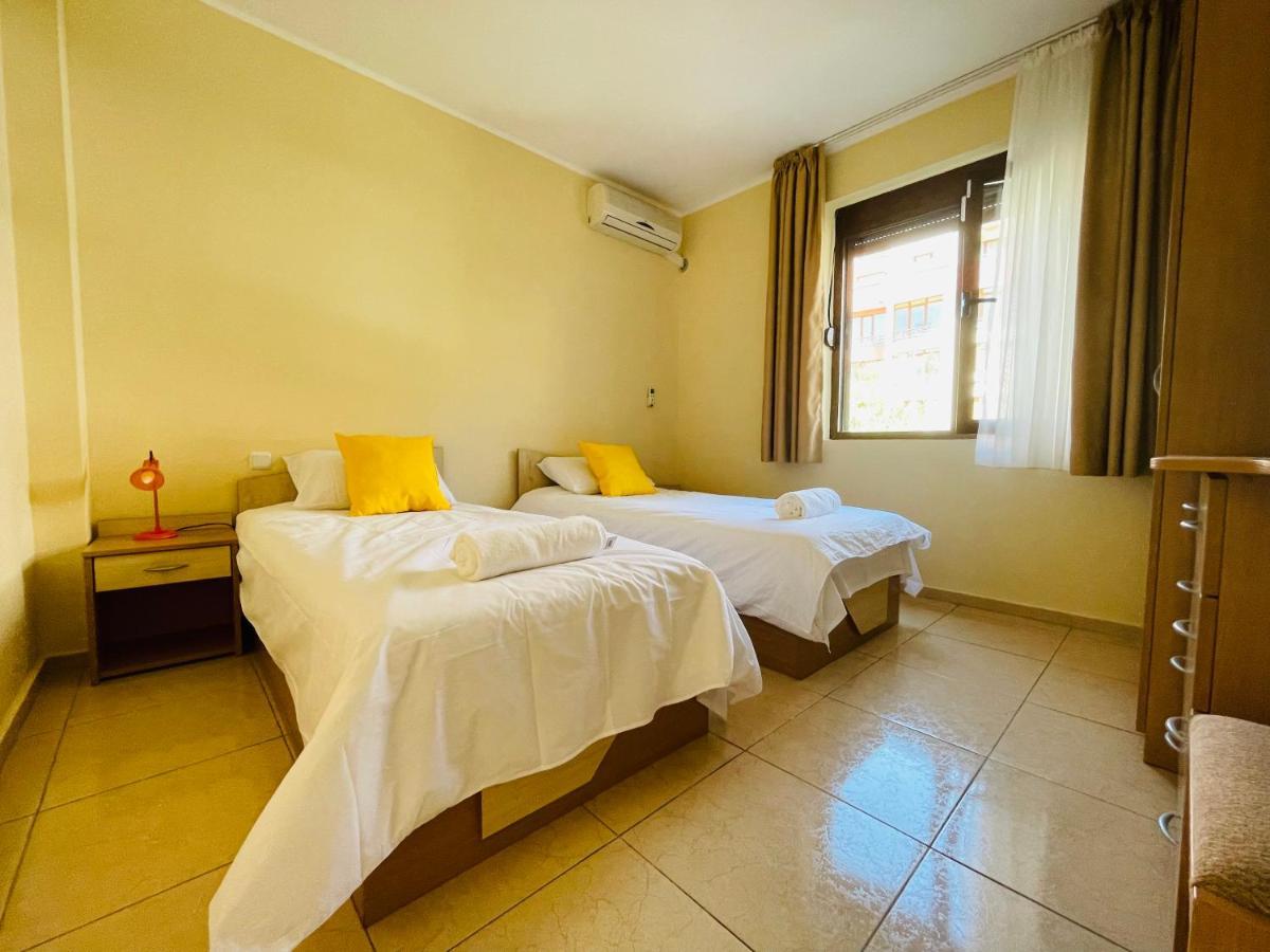 Dolce Vita Sea View Apartment Sveti Vlas Eksteriør billede