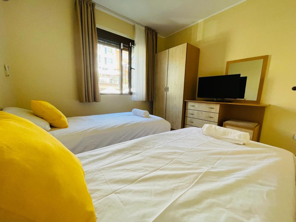 Dolce Vita Sea View Apartment Sveti Vlas Eksteriør billede