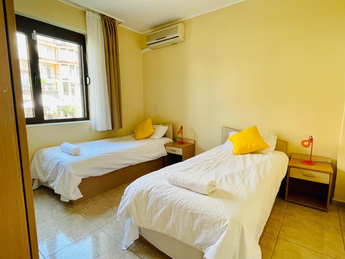 Dolce Vita Sea View Apartment Sveti Vlas Eksteriør billede